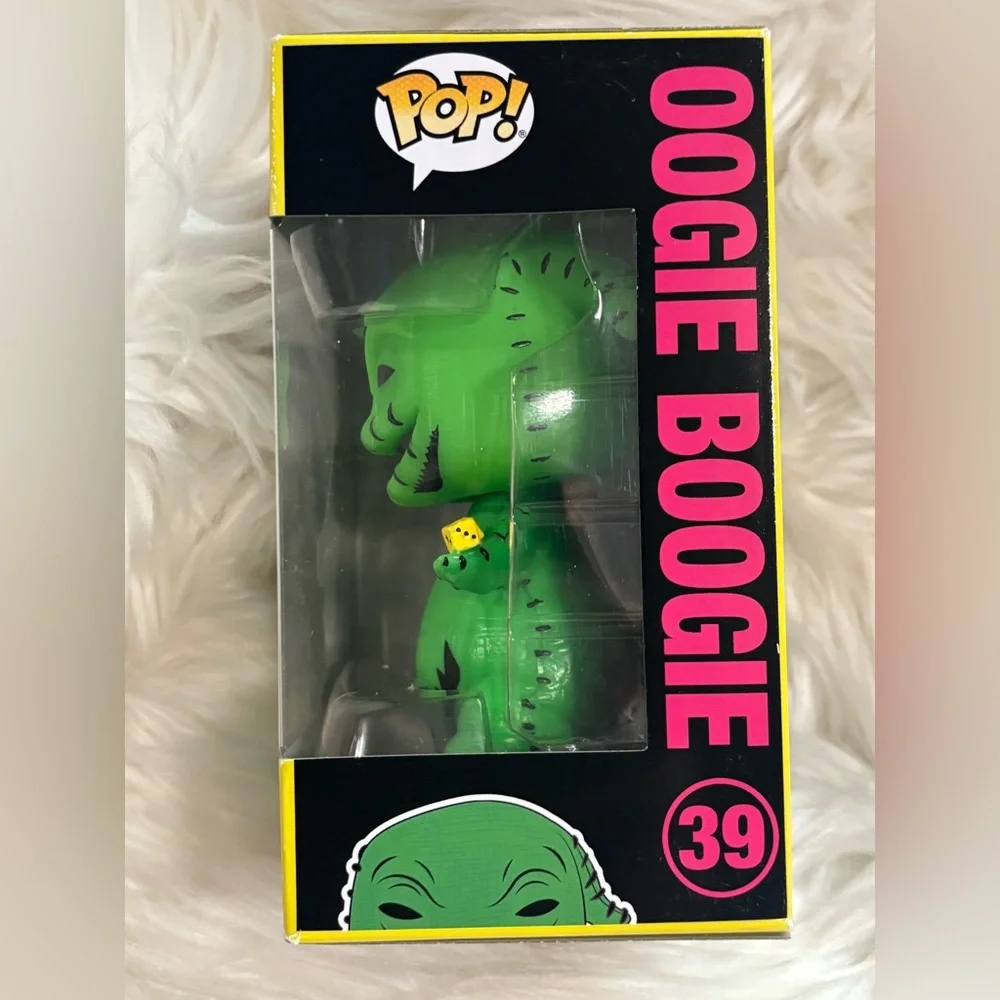 DISNEY FUNKO POP! OOGIE BOOGIE (BLACK LIGHT)